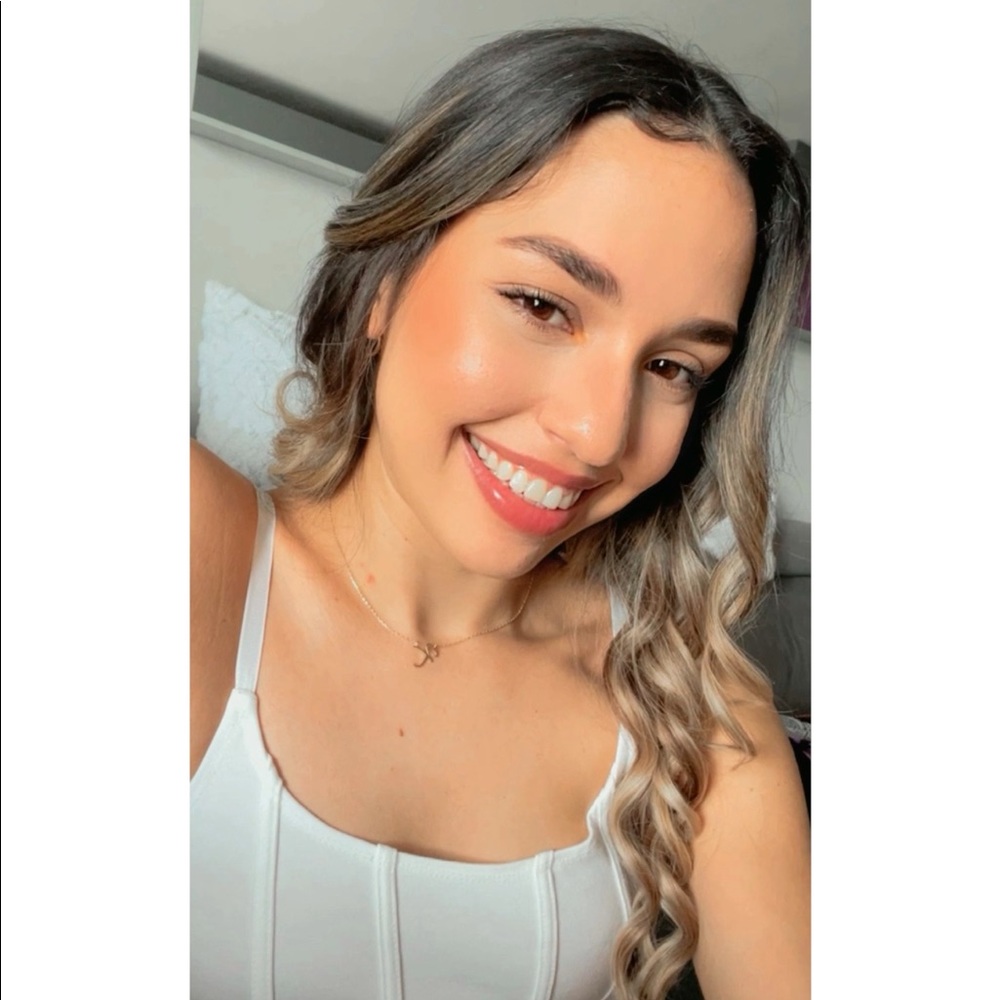 Meet your Posher, Kimberly✨